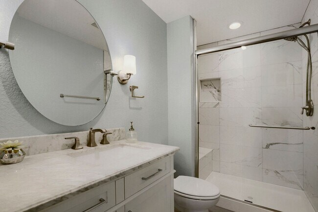 Building Photo - Gorgeous 4 Bedroom Home in NW Indian Peaks Neighborhood. Hardwood floors, Wine Closet and More