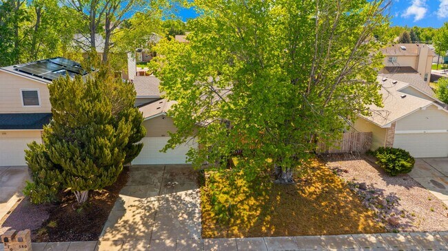Building Photo - 580 Upton Dr