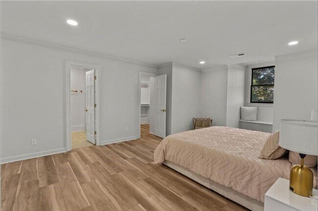 Building Photo - 5425 Hoylake Ct