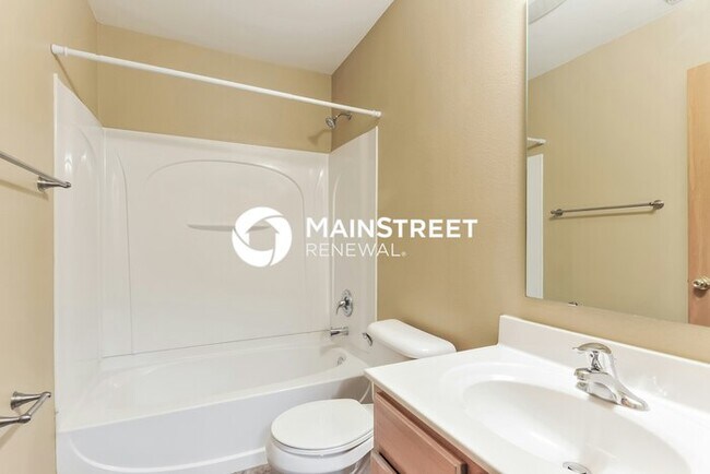 Building Photo - 3 Bedroom Pet-Friendly Home in Wentzville, MO with Main Street Renewal