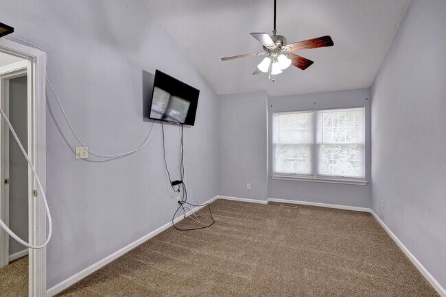 Building Photo - 12928 Daybreak Cir