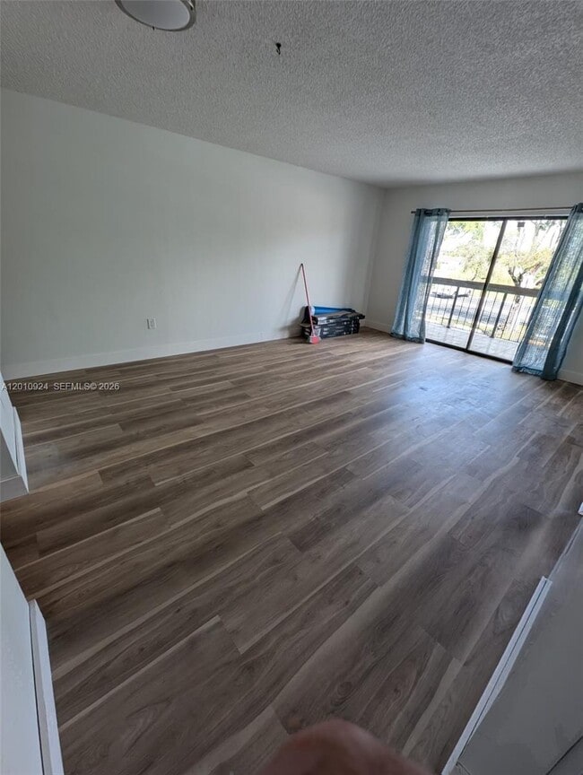 Building Photo - 1300 SW 122nd Ave