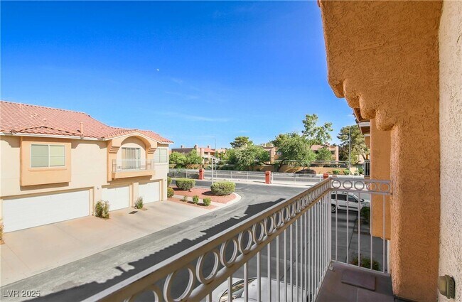 Building Photo - 5000 Red Rock St