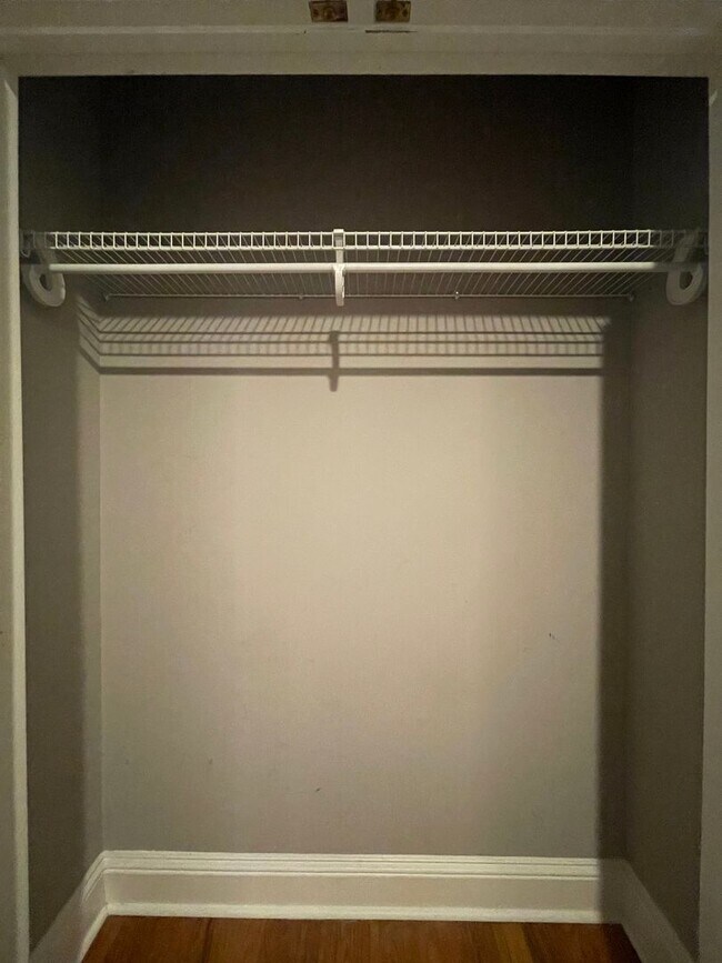 Building Photo - 175 Corbin Ave