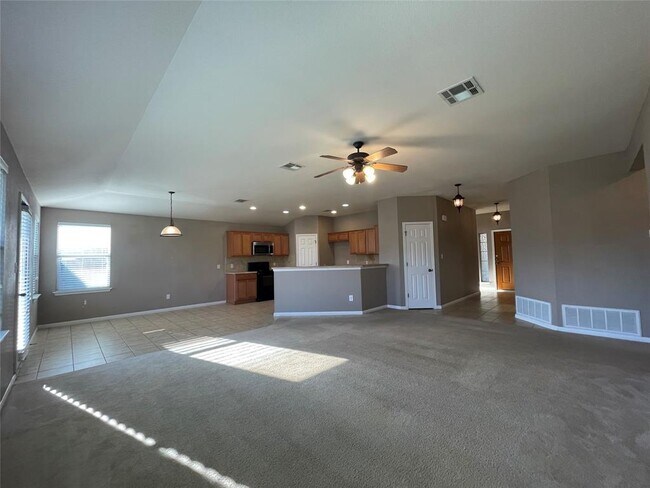 Building Photo - 7820 Little Deer Trail