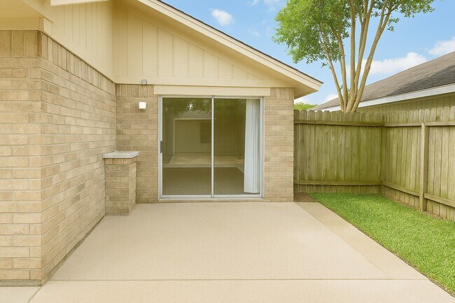 Building Photo - 17510 Lobo Trail