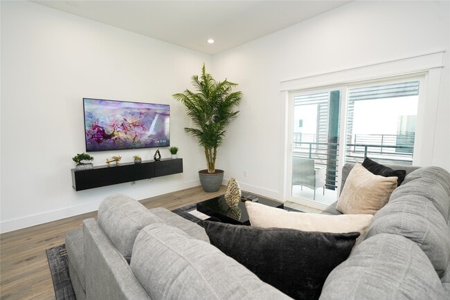 Building Photo - 4607 Edmund St