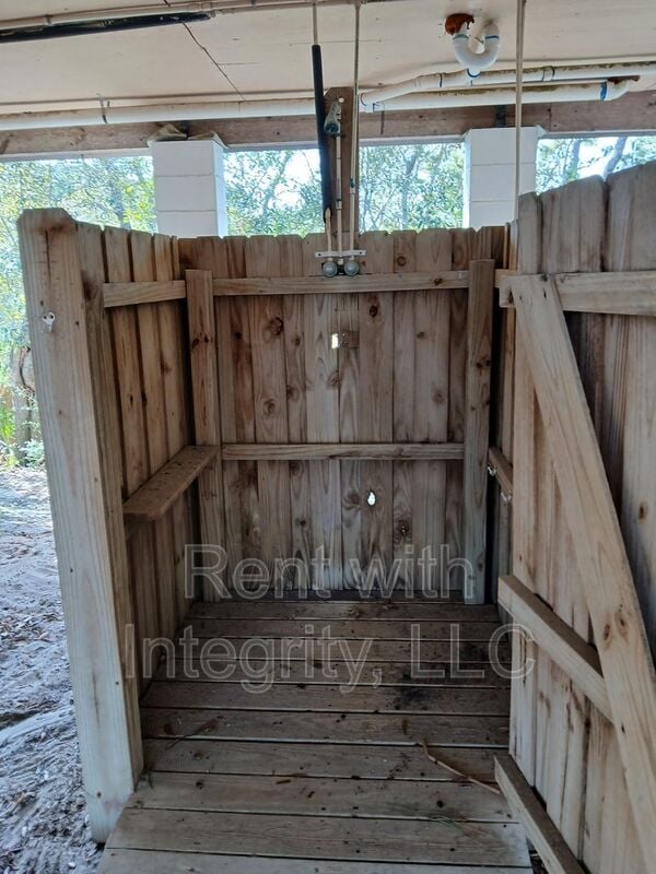 Building Photo - 669 Bald Point Rd