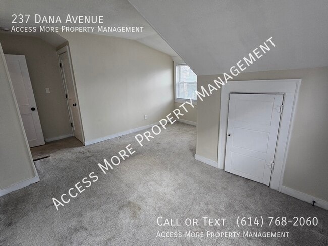 Building Photo - 237 Dana Ave