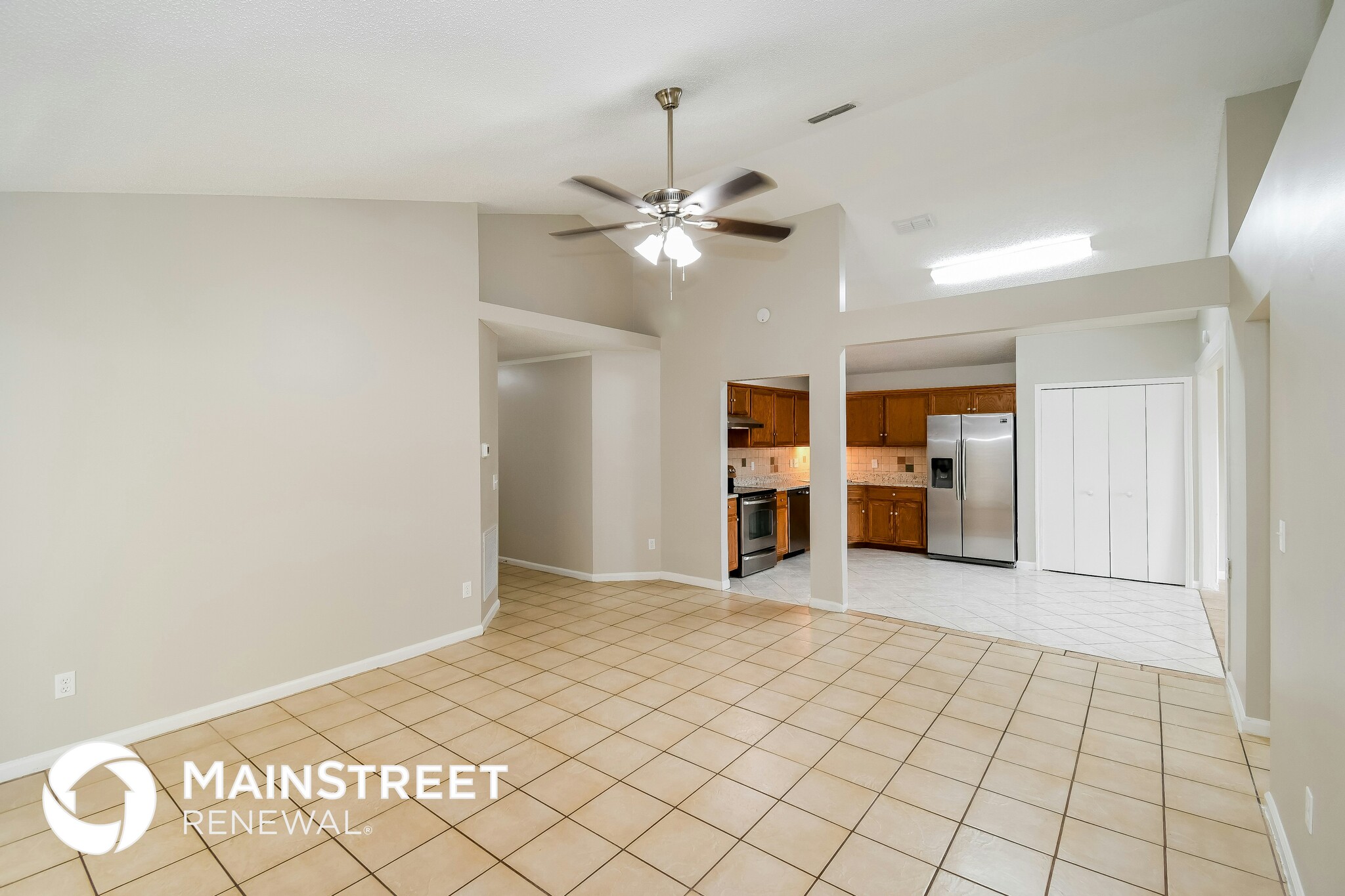 Building Photo - 1871 Alberta Ct S