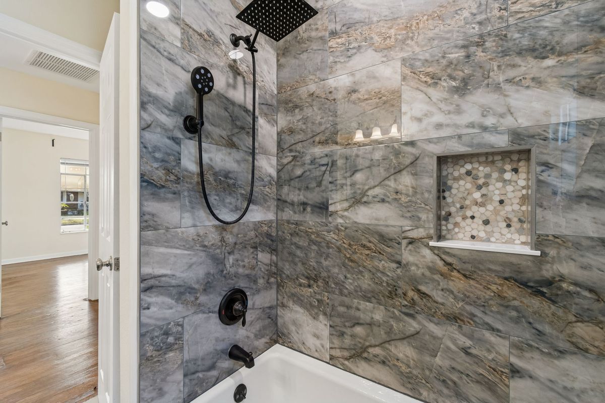 Building Photo - 1101 27th St N