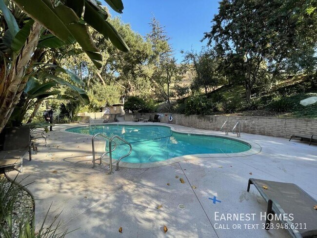 Building Photo - 3480 Barham Blvd