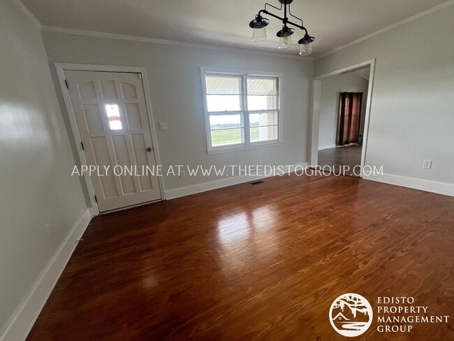 Building Photo - Spacious 2-Bedroom Country Home with Expan...