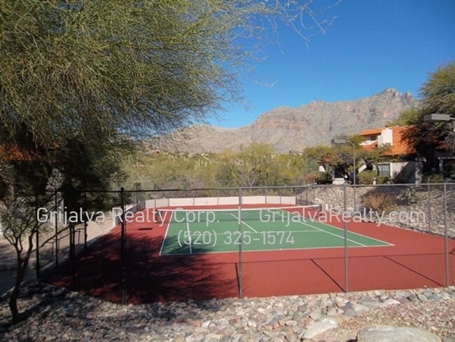 Building Photo - 6430 N Tierra De Las Catalinas