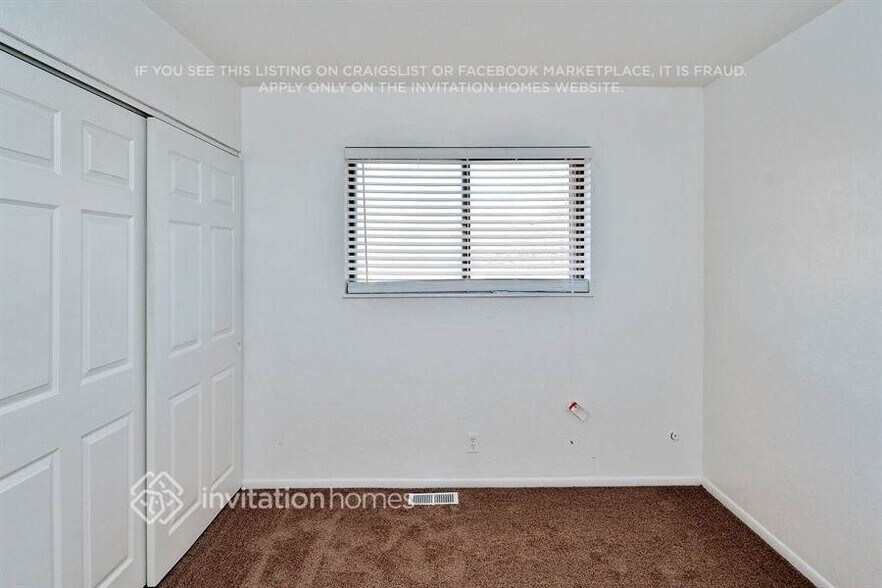 Building Photo - 3679 S Helena Way