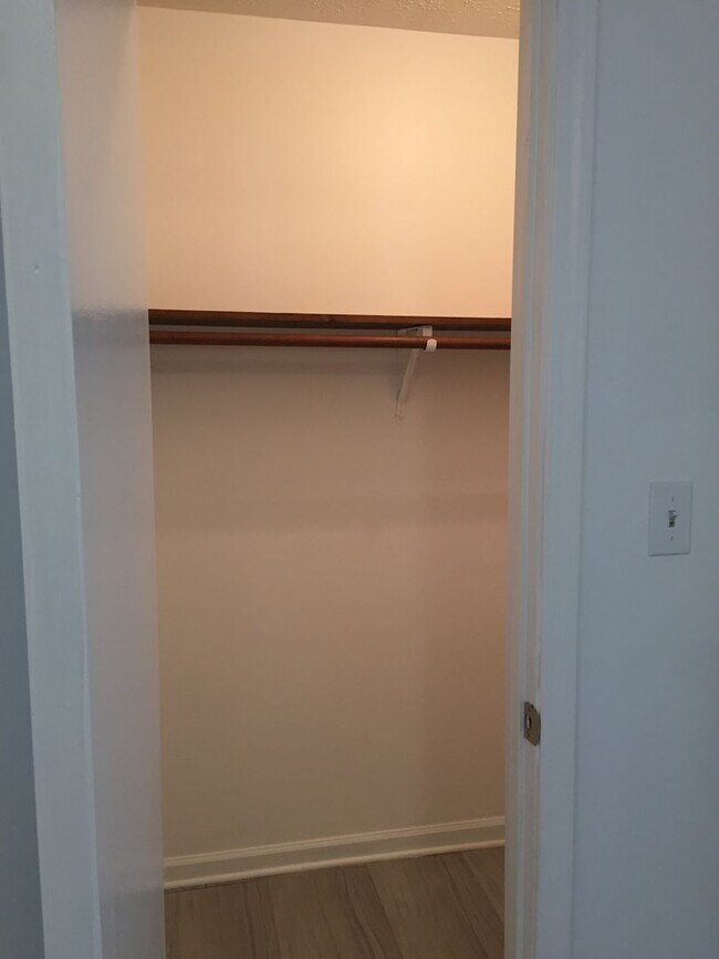 Building Photo - 95 Walenda Dr NW