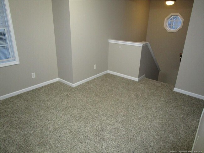 Building Photo - 1442 Vandenberg Dr