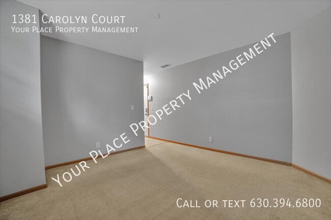 Building Photo - 1381 Carolyn Ct