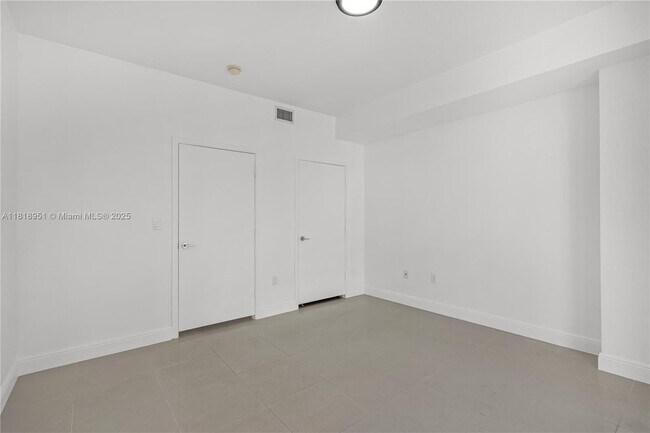 Building Photo - 79 SW 12th St