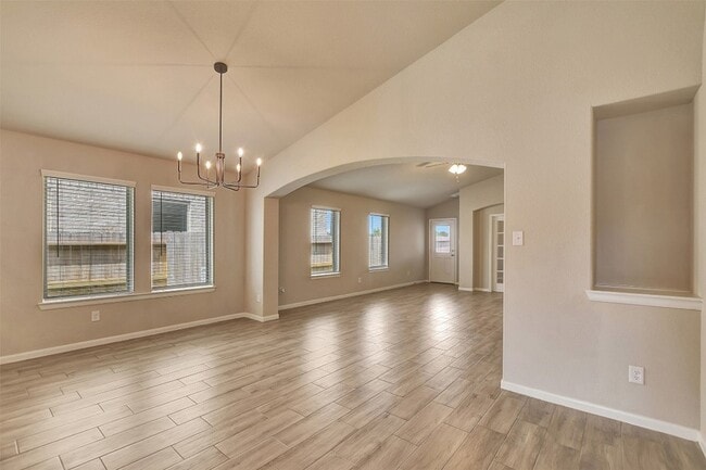 Building Photo - 388 Kendall Crest Dr