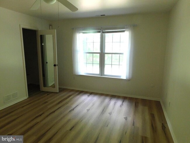 Building Photo - 87A W Bluebell Ln