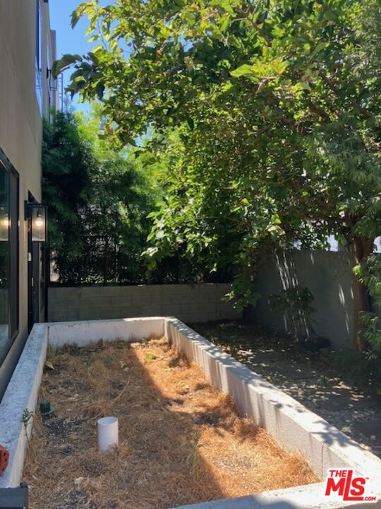 Building Photo - 11251 Hatteras St