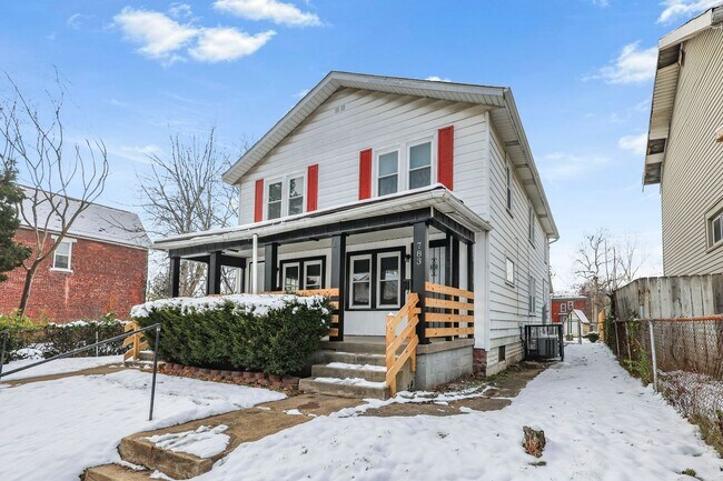 Building Photo - 783-785 S 18th St