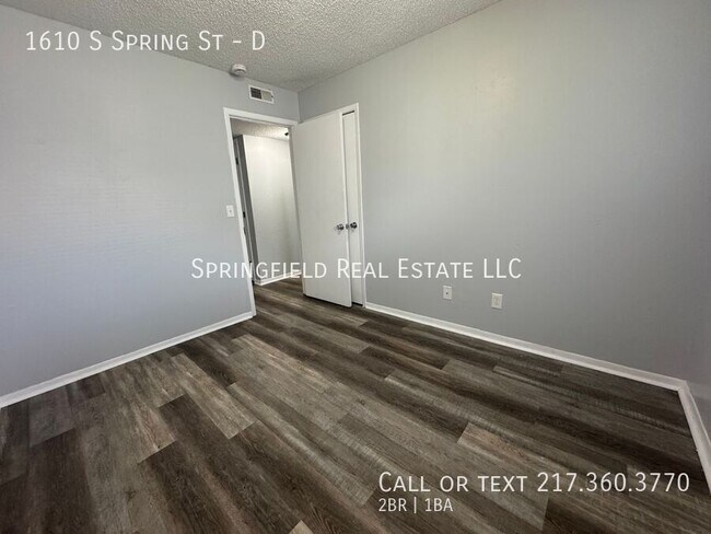 Building Photo - 1610 S Spring St