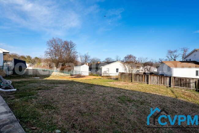 Building Photo - 7805 Citadel Dr