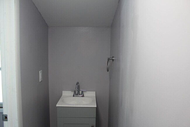 Building Photo - 209 W Frederick St