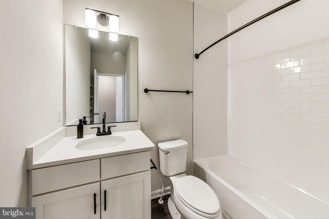 Building Photo - 2530 Lanham Hill Cir