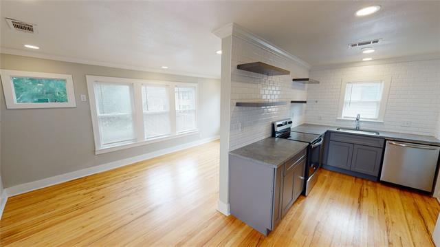 Building Photo - 5842 Prospect Ave