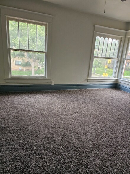 Building Photo - 1203 York St