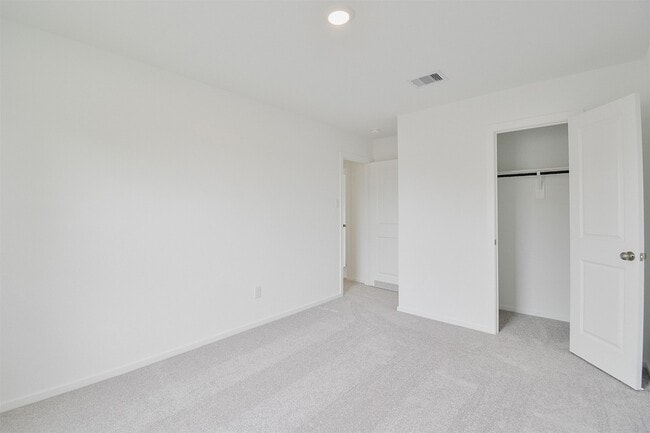 Building Photo - 18546 Cepagatti Dr