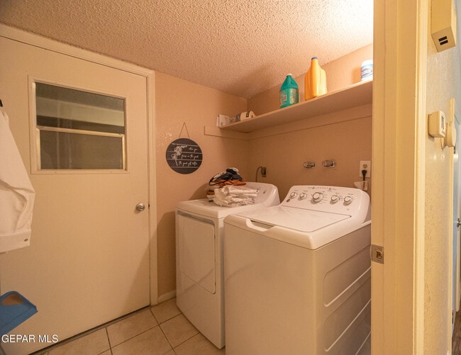 Building Photo - 2009 Bobby Jones Dr