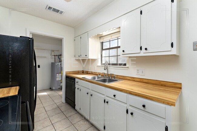 Building Photo - Beautifully Renovated 3 Bed 2 Bath Home in Theodore