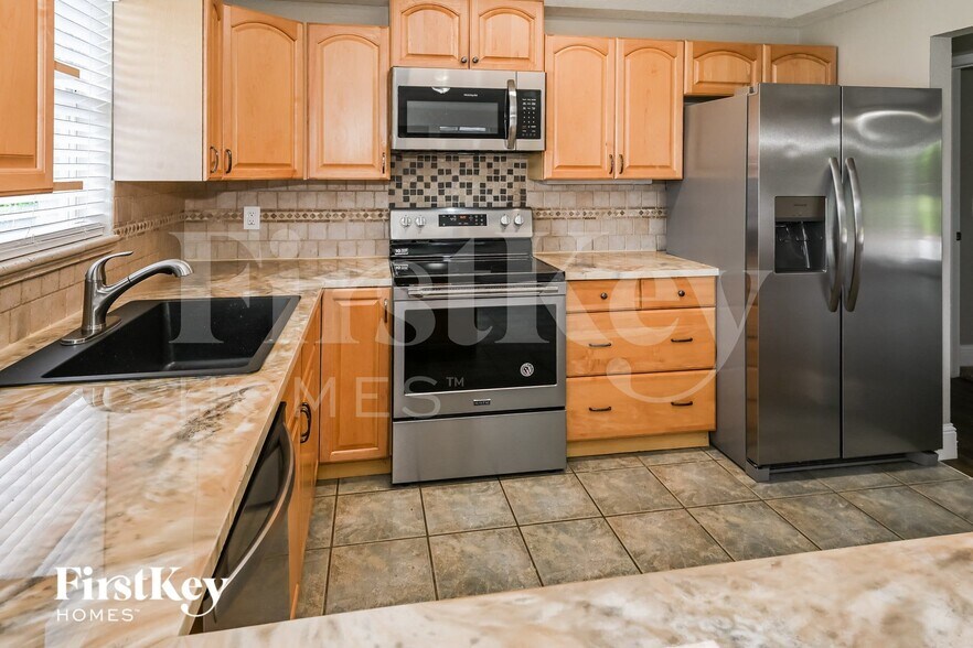 Building Photo - 10847 Dulawan Dr