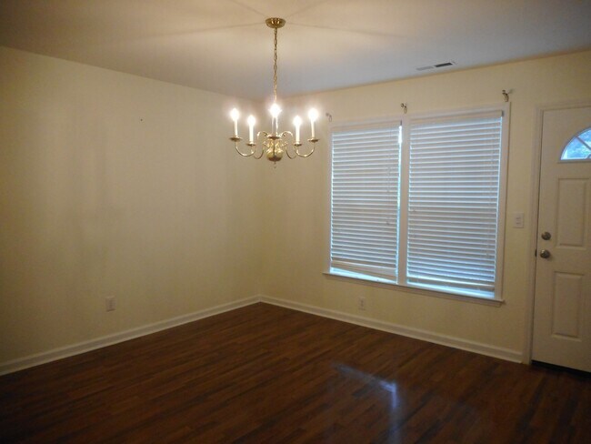 Building Photo - Beautiful Home in Northwest Greensboro