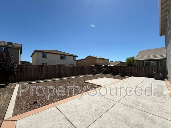 Building Photo - 2099 Frank Blondin Ln