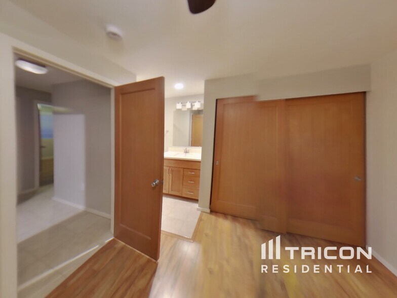 Building Photo - 12115 Stonebrook Cv