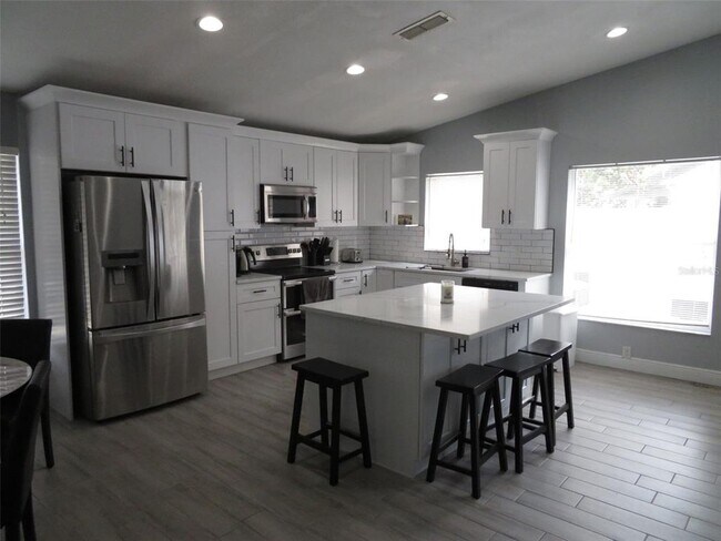 Building Photo - 13107 Point O Wood Ct