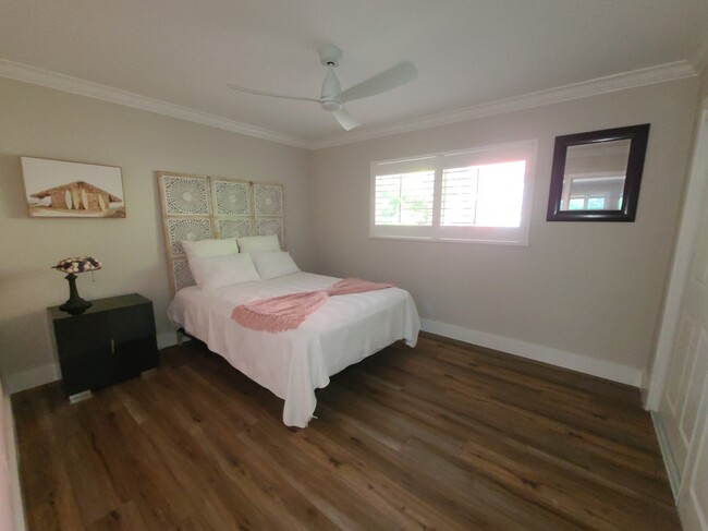 Building Photo - 1202 Palm Trl