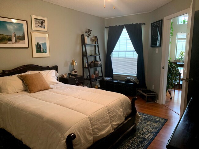 Building Photo - 239 Carriage Crossing Ln