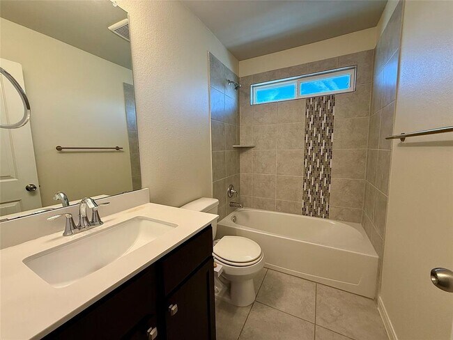 Building Photo - 4709 Giordano Dr