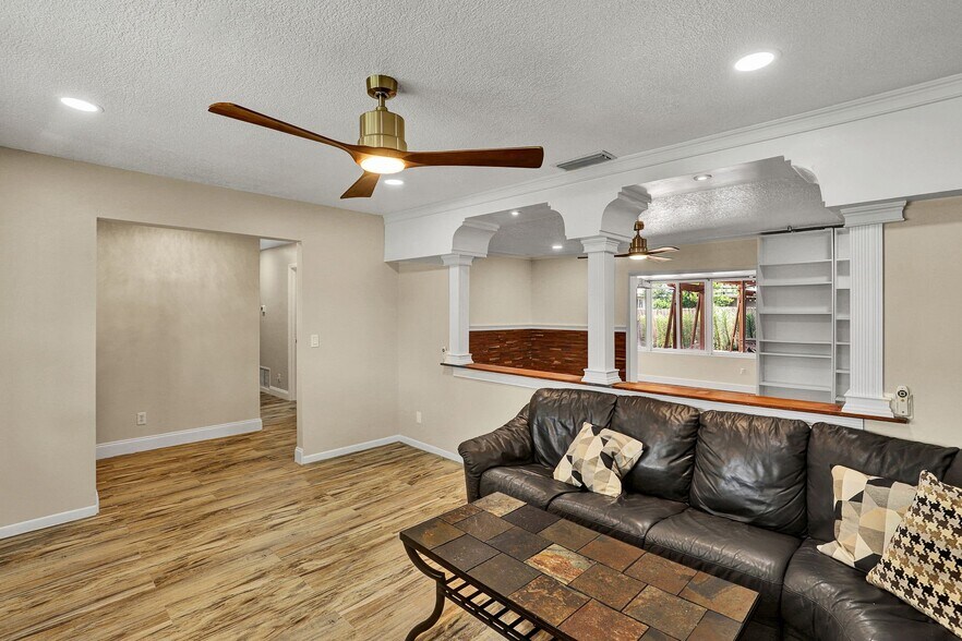 Building Photo - 149 Southwind Cir
