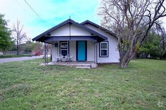 Building Photo - 501 Eureka St