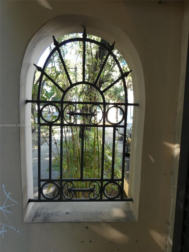 Building Photo - 3127 Coral Wy