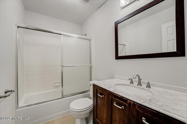Building Photo - 291 Plum Dr