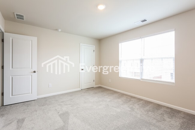 Building Photo - 4054 Rustling Grass Trl