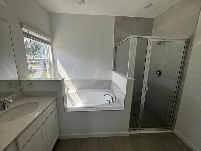 Building Photo - 1779 NW 44th Court Rd